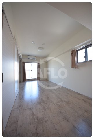 居室・リビング　La CASA玉造　リビング