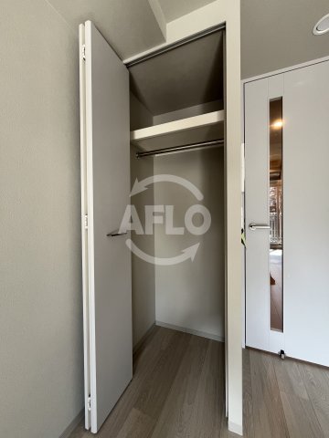 収納　TOPAZ江坂　クローゼット