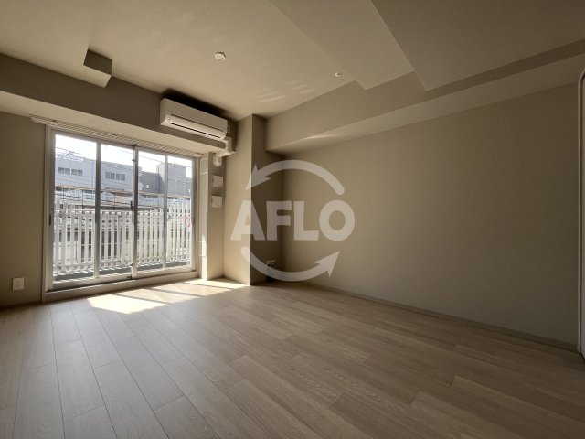 居室・リビング　TOPAZ江坂　リビング