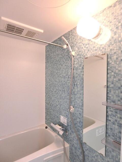 バス・シャワールーム　一日の疲れはお風呂に入ってリ…?