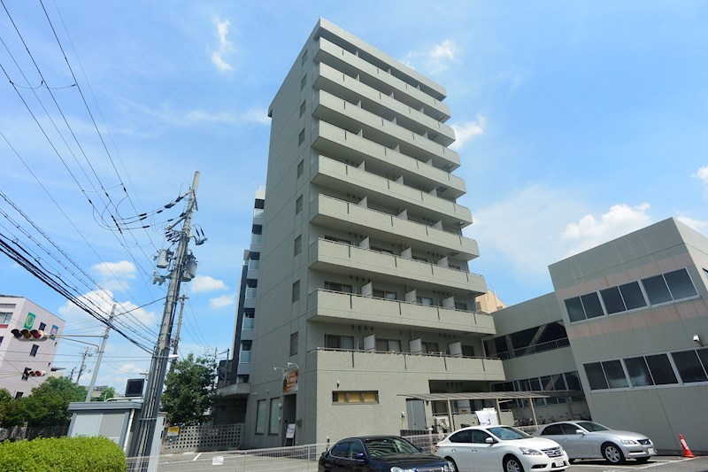 建物外観　クリザンテェーモ　外観