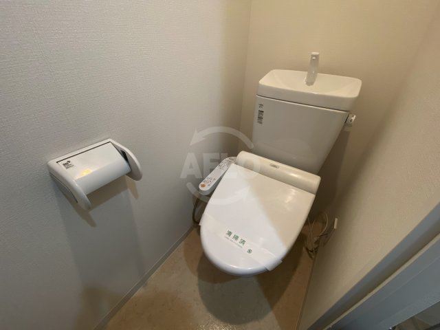 トイレ　VERDE EBISU(ヴェルデエビス）　温水洗浄便座