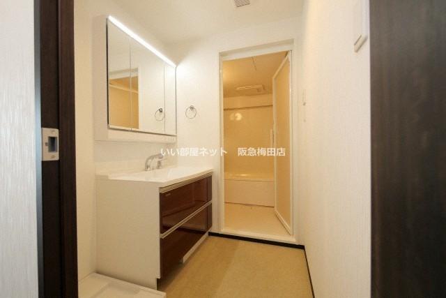 洗面設備　同仕様写真となります。