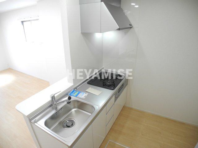 キッチン　※室内画像は別号室のもの