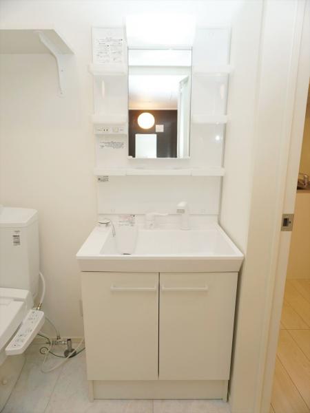 洗面設備　洗面所