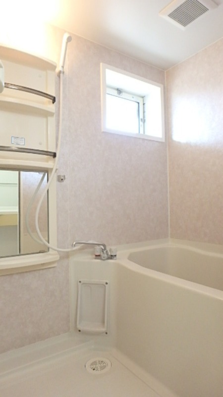 バス・シャワールーム　図面と現状に相違がある場合には現状を優先