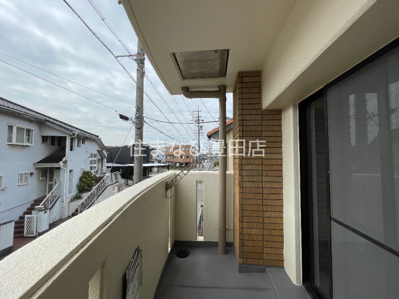 バルコニー　同型別部屋写真