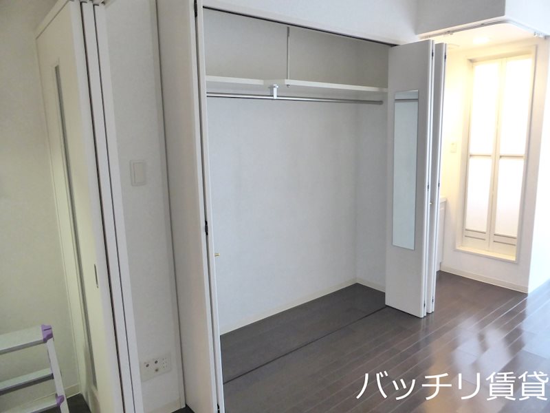 収納　※同型タイプの画像。現状を優先いたします。
