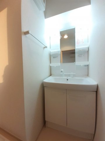 洗面設備　広い洗面スペース