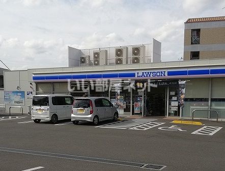 コンビニ　ローソン田原新町二丁目店（コンビニ）まで199m