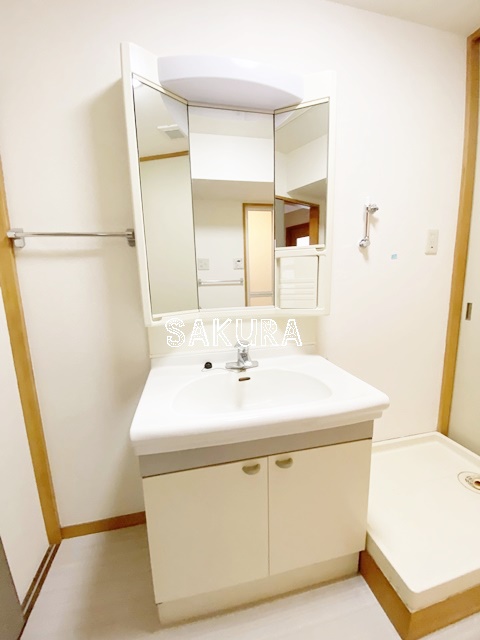 洗面設備　忙しい朝には欠かせない洗面所です♪