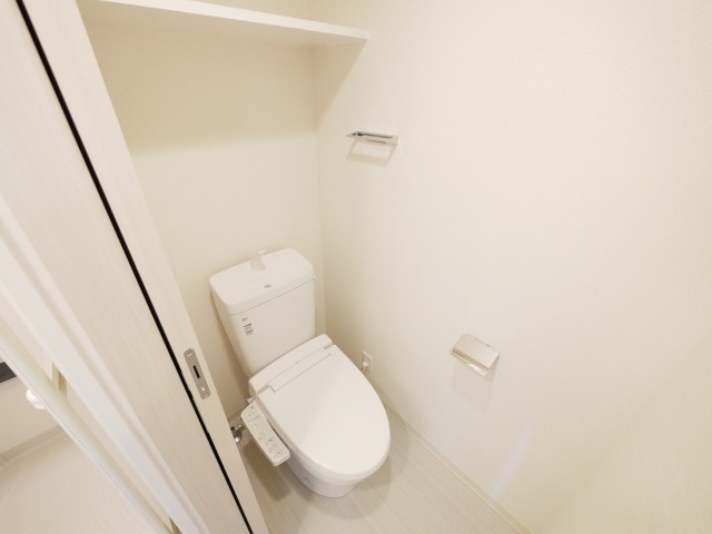 トイレ　落ち着いたトイレです