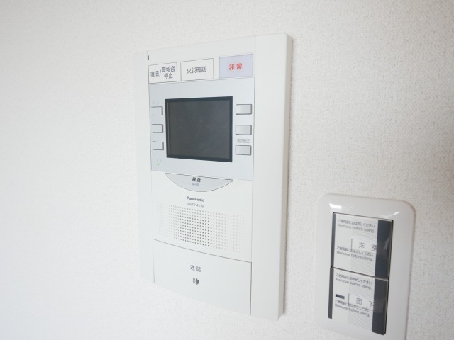 セキュリティ　モニター付きインターホンです