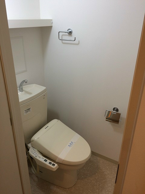 トイレ　※別部屋のお写真になります