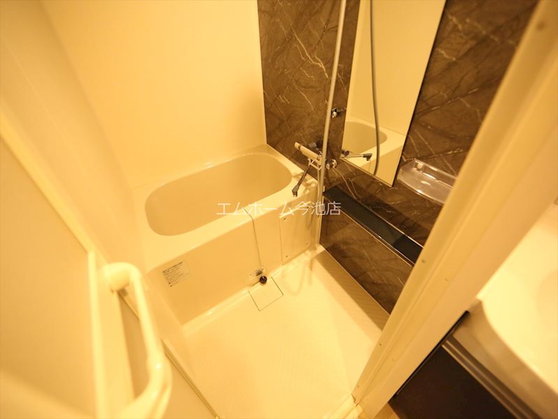 玄関　玄関（シューズボックス付）