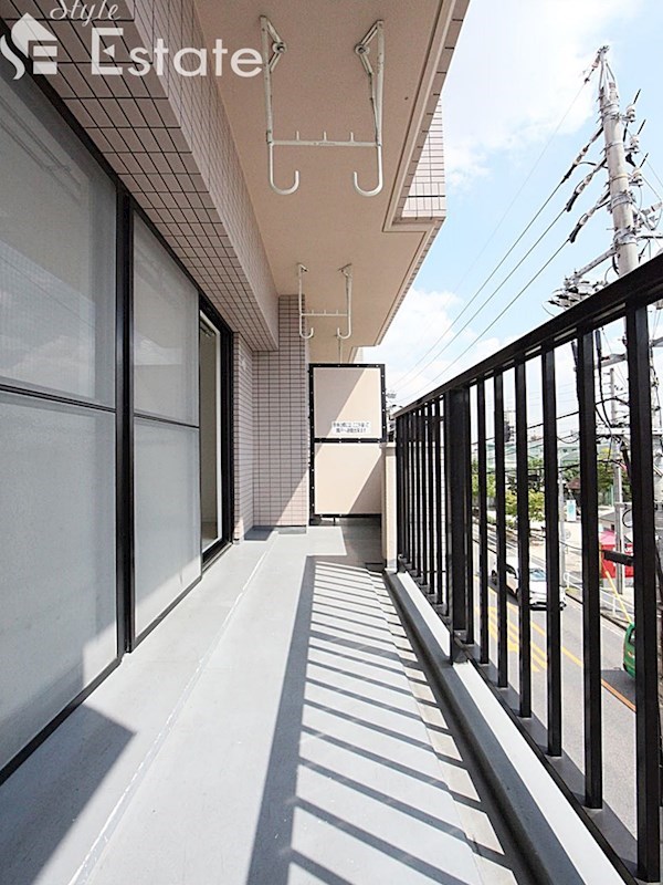 バルコニー　バルコニー