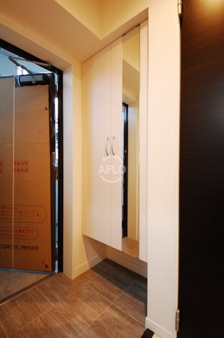 玄関　LA MAISON VERTE（ラメゾンベルテ）　玄関