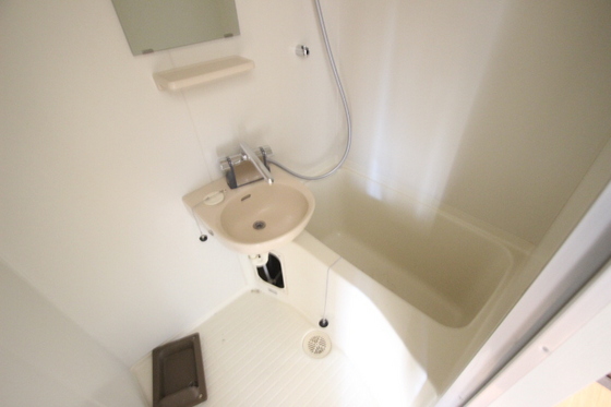 洗面設備　※別部屋の写真です