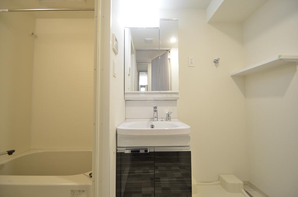 洗面設備　洗髪洗面化粧台