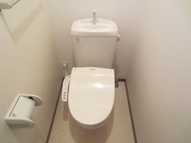 トイレ　３０１　トイレ