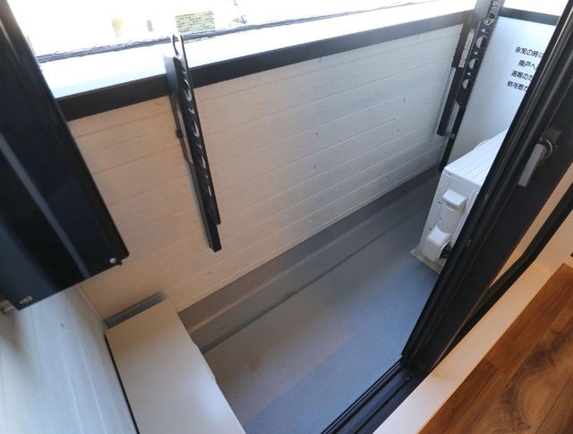 バルコニー　バルコニー