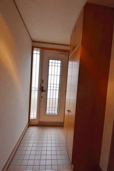 玄関　★お問い合わせはタウンハウジングまで★