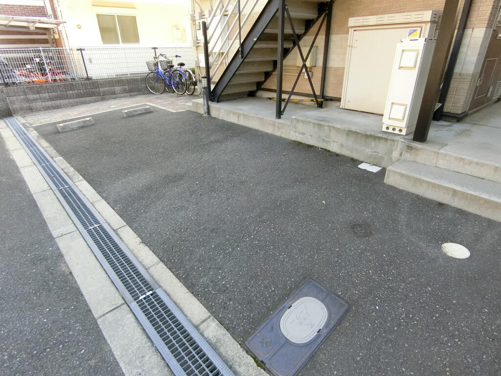 駐車場　駐車場枠1台有ります！空き確認はお問い合わせください☆