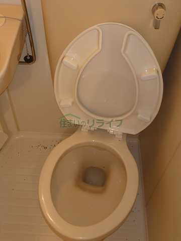 トイレ　別部屋の参考写真となります