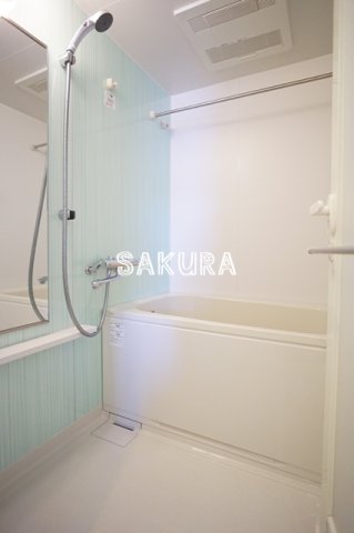 バス・シャワールーム　日々の疲れを癒すお風呂です♪