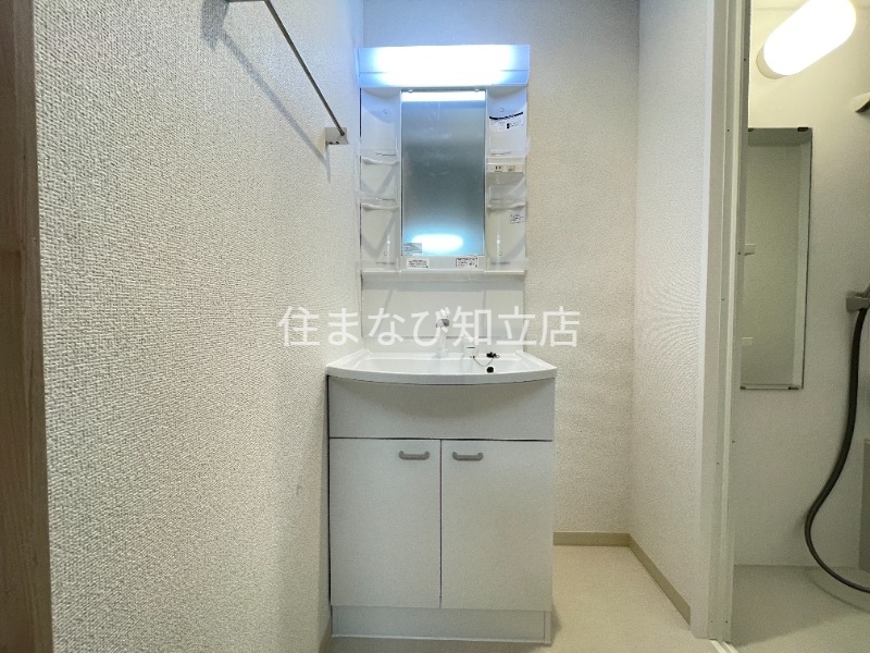 洗面設備　同型別部屋写真