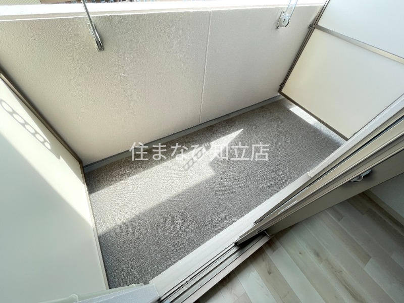 バルコニー　同型別部屋写真