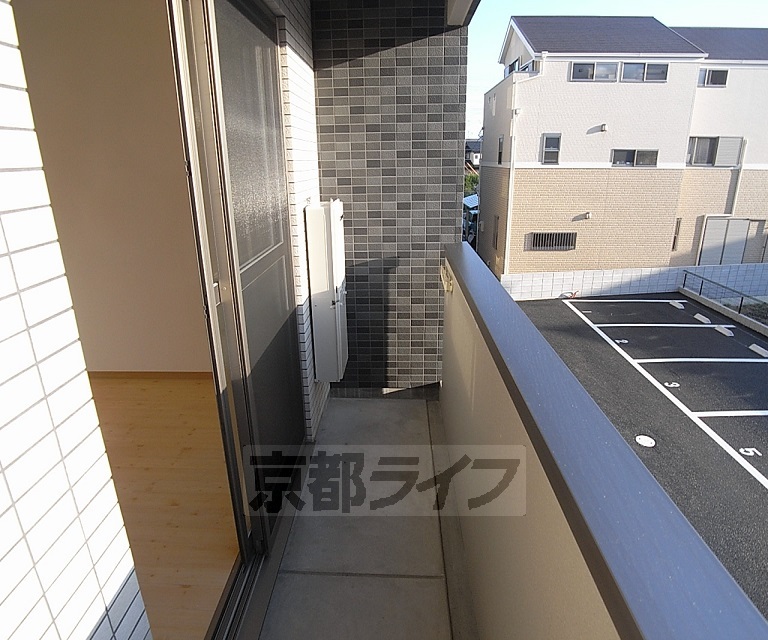 バルコニー　日当たりの良いバルコニー。