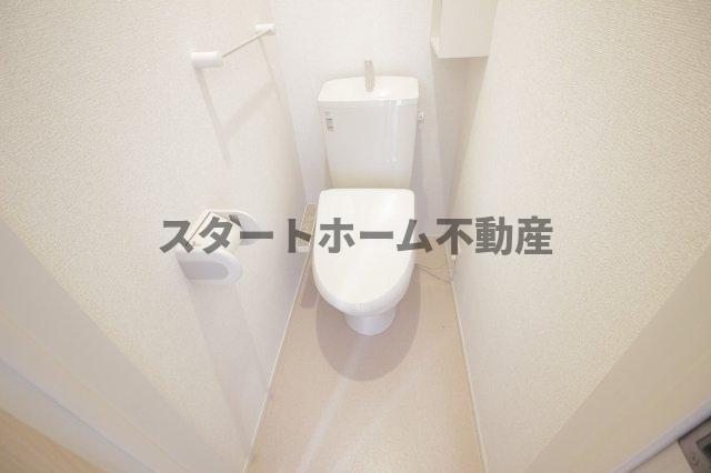 トイレ　トイレもきれいです
