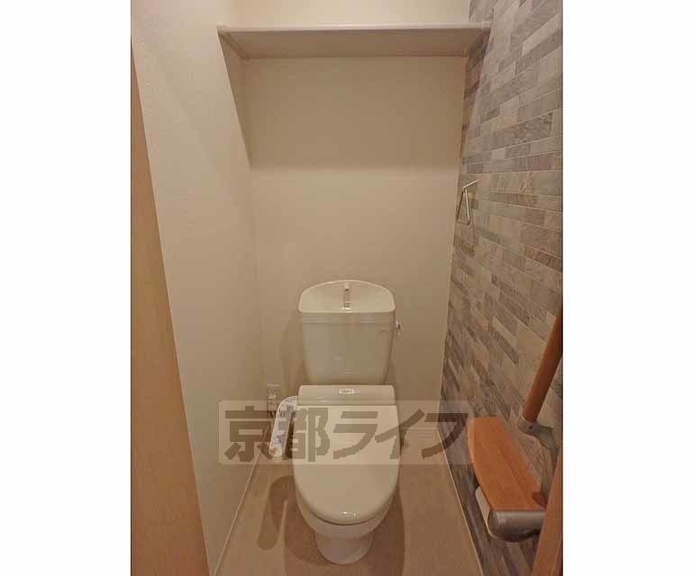 トイレ　洗浄機能付きトイレです。