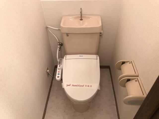 トイレ　温水暖房便座