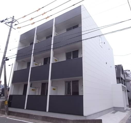建物外観　2017年築の人気デザイナーズアパートです