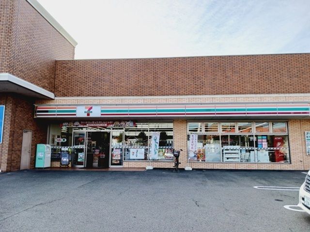 コンビニ　セブンイレブン北井門2丁目店様（コンビニ）まで1000m