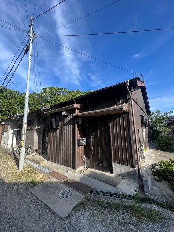 建物外観　落ち着いた雰囲気の外観です