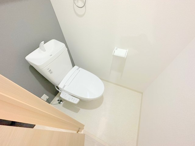 トイレ　清潔感のあるトイレは、誰もがリラックスできる空間です。