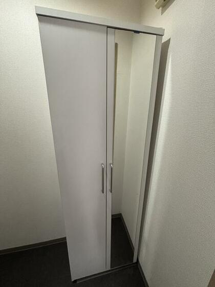 玄関　靴箱