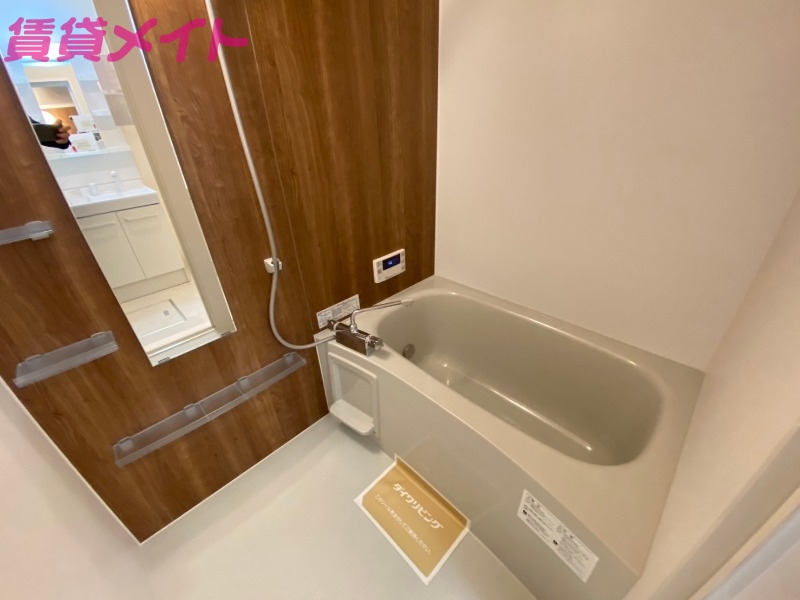 バス・シャワールーム　同タイプの部屋写真です