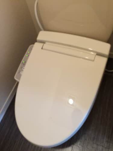 トイレ　シャワートイレ