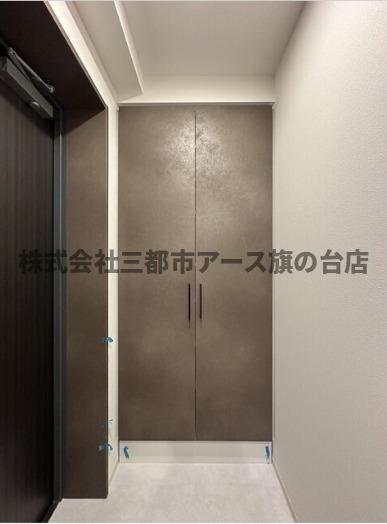 玄関　ウェルスクエア洗足