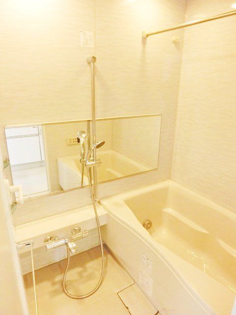 バス・シャワールーム　お部屋探しは株式会社　タウンハウジング　までお気軽にお問合…
