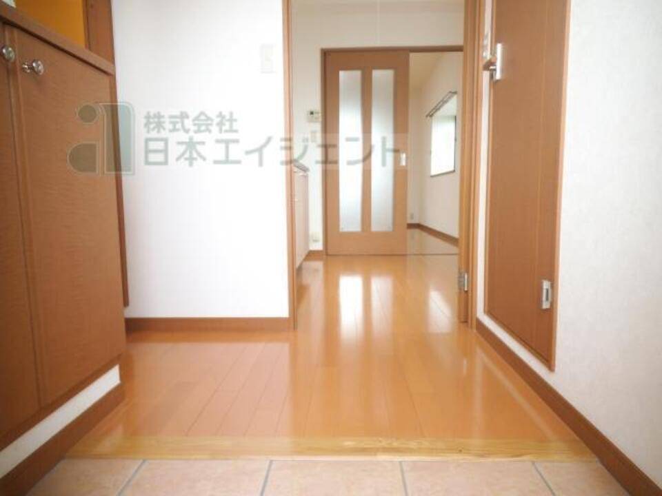 玄関　廊下