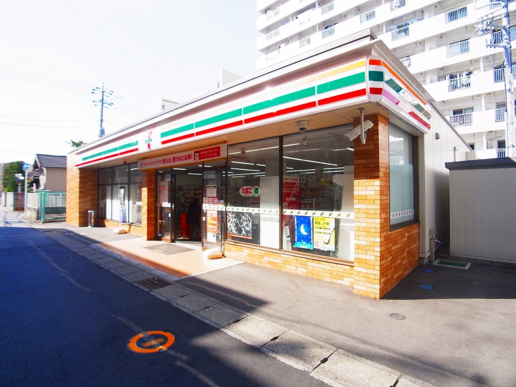 コンビニ　セブンイレブン 北松戸駅南店（コンビニ）まで456m