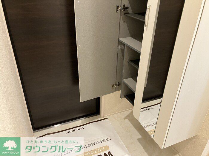 玄関　お問合せはタウンハウジングまで！※現地待合わせ相談可能