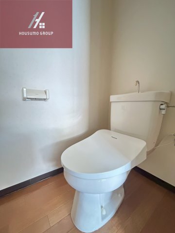 トイレ　清潔感のあるトイレです