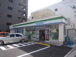 コンビニ　ファミリーマート南観音町店（コンビニ）まで388m