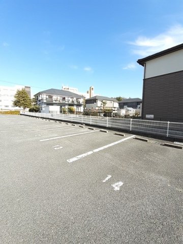 駐車場　駐車スペースもあります